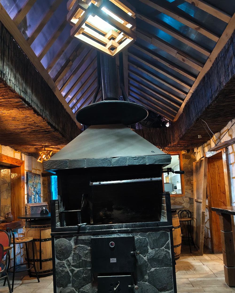 Horno y parrilla de piedra de Casa de Piedra Atacameña
